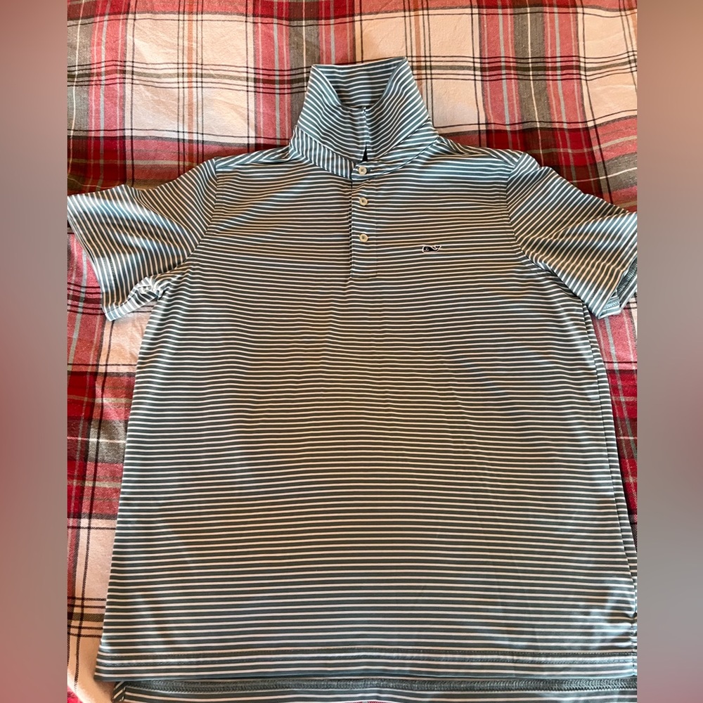 Like brand new boys Vineyard Vines Sankaty polo
